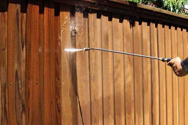 Fence Cleaning in Lake Stevens