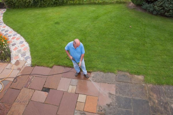 Pavers Pressure Washing in Lake Stevens