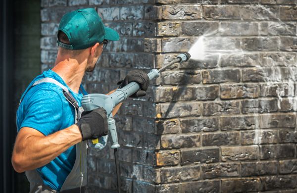 Brick Wall Cleaning in Lake Stevens
