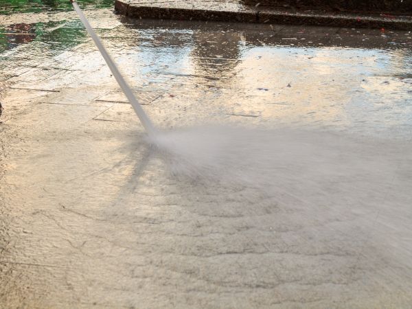 Pavement Cleaning Service in Lake Stevens
