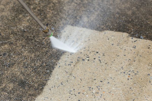 Deck Concrete Cleaning in Lake Stevens