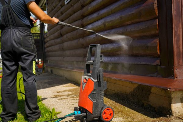 Cabin Pressure Washing in Lake Stevens